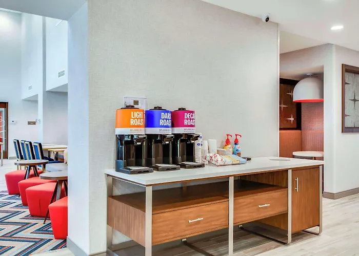 Hampton Inn & Suites By Hilton Louisville East Oxmoor